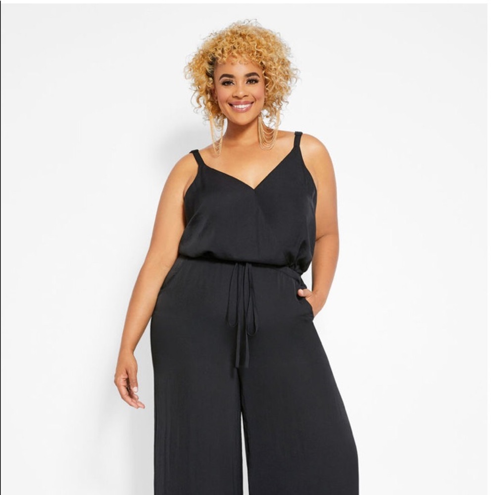 ⚜️Sexy Black Jumpsuit⚜️